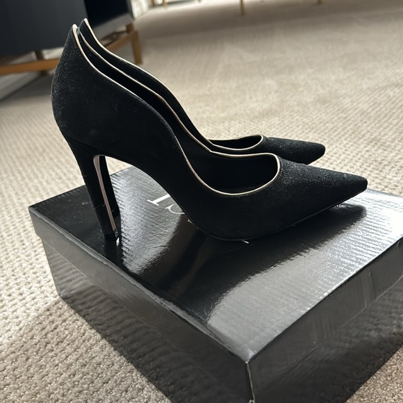 Reiss- Black Suede —Heels- Size 38 - US size 7 1/2 - Picture 2 of 8